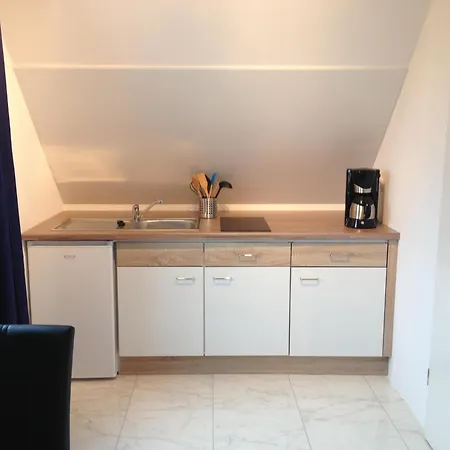Gemuetliches Im Dachgeschoss Appartement Patzig